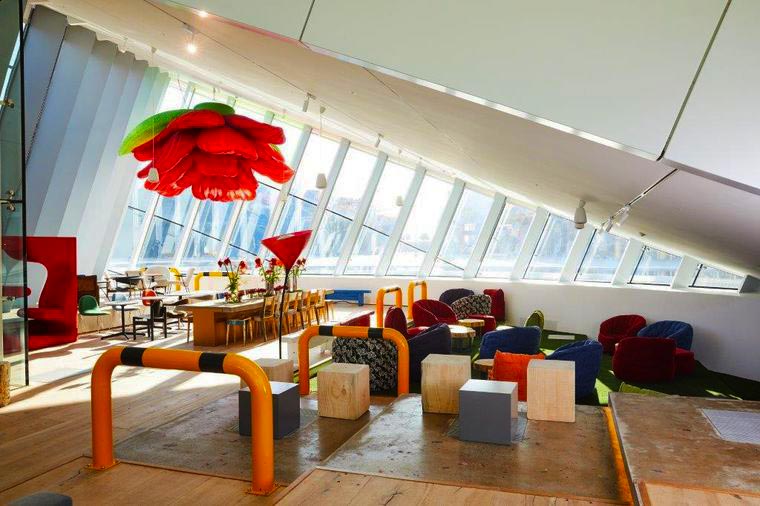 Untitled, 2017の内装もG-DRAGONが手がけた