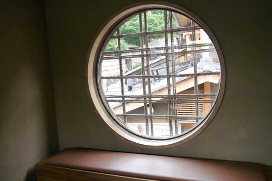 スターバックスコーヒー 京都二寧坂ヤサカ茶屋店 店内