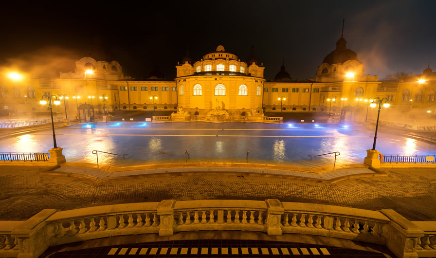 セーチェーニ温泉