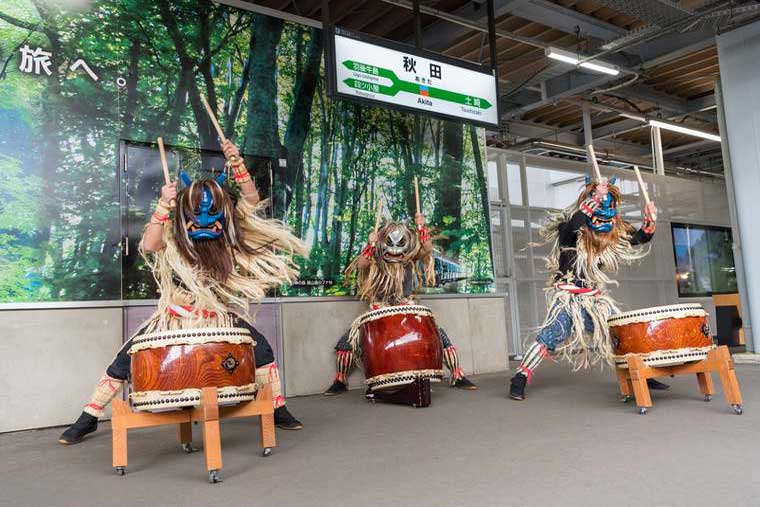 五能線「リゾートしらかみ」なまはげ太鼓