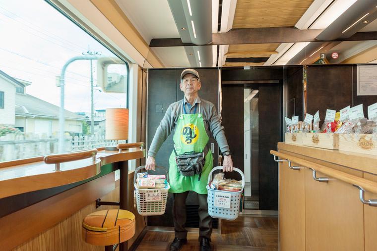 リゾートしらかみ ふれあい販売