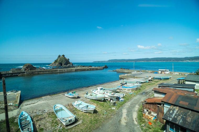 リゾートしらかみ 日本海