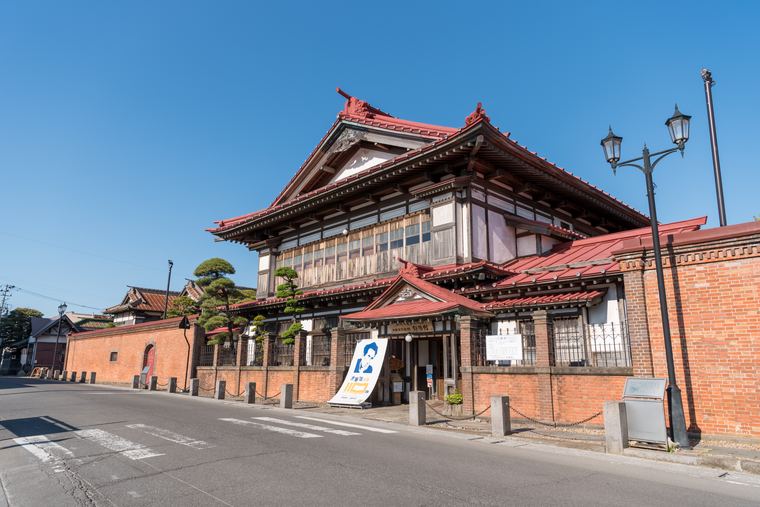 五能線沿線「太宰治記念館」