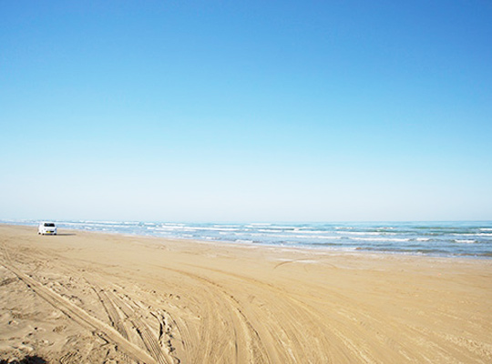 千里浜海水浴場（千里浜なぎさドライブウェイ）