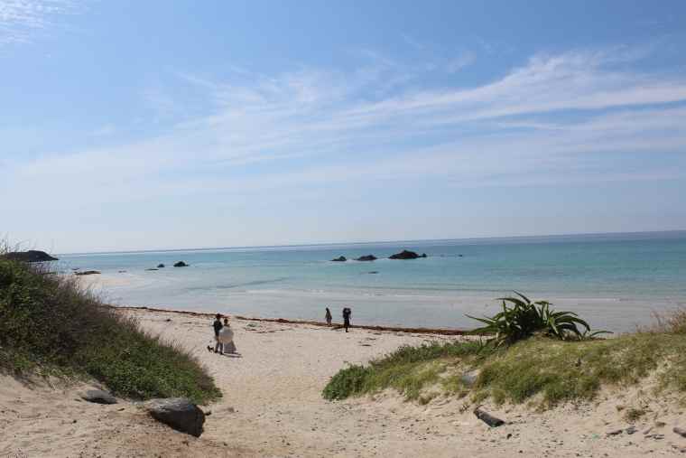 しおかぜコバルトブルービーチ