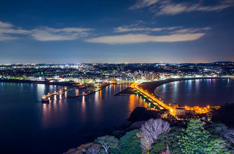 江の島シーキャンドルの夜景