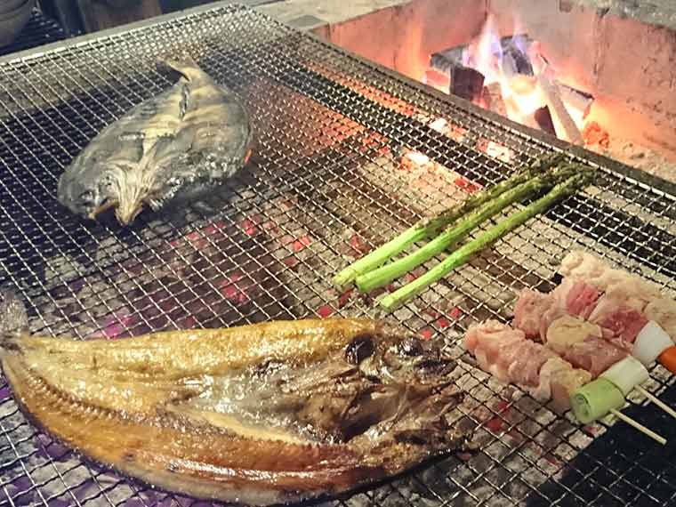 「炉端のユーカラ」