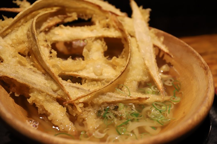 博多のごぼう天うどん
