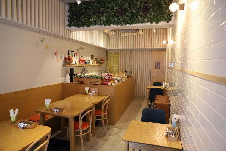 大名パフェ FRUITS PLANETの店内