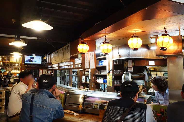 昼呑み居酒屋「葉牡丹」