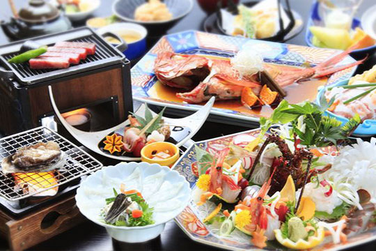 熱海温泉　秀花園湯の花膳