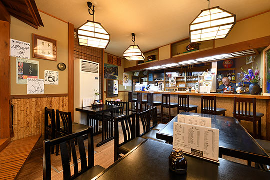 あすなろ（地元民御用達　とんかつ）