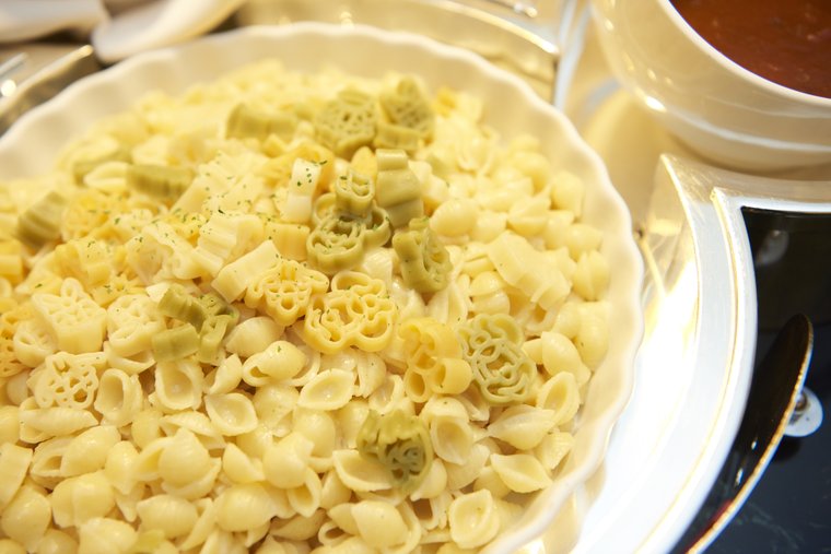 東京ディズニーランドホテル　シャーウッドガーデン・レストラン　ミッキー＆フレンズのショートパスタ