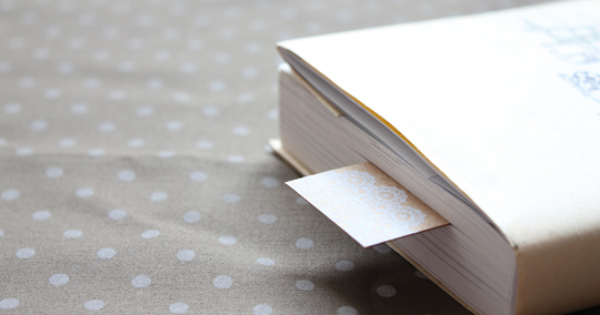 本・漫画・雑誌・新聞を読む（紙）