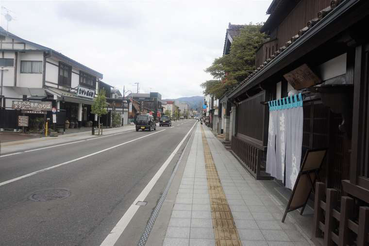 会津　七日町通り