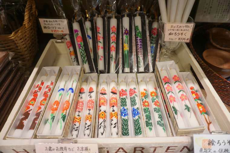 会津　JR七日町駅構内「駅café」　絵ろうそく