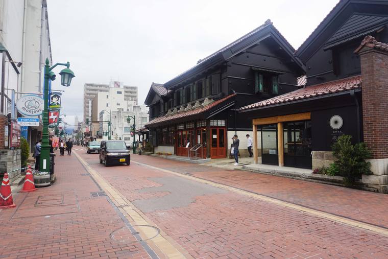 會津壹番館　野口英世青春通り　
