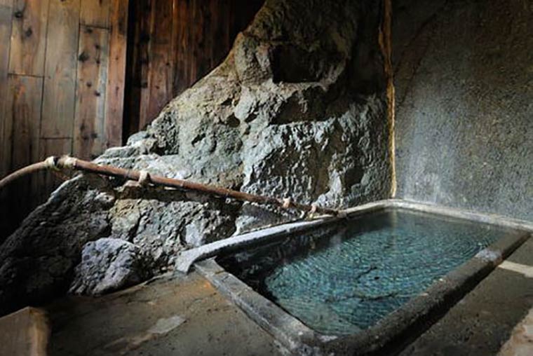 くつろぎ宿 千代の滝「遊月の湯」「ふもと湯」