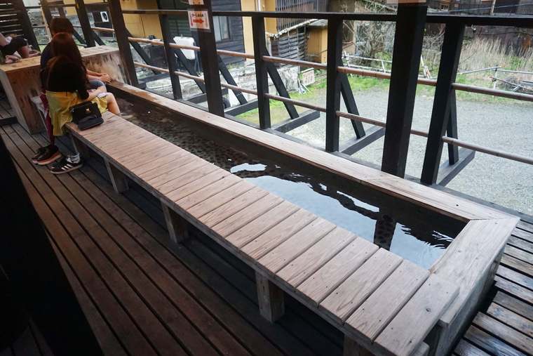 会津若松 東山温泉 足湯