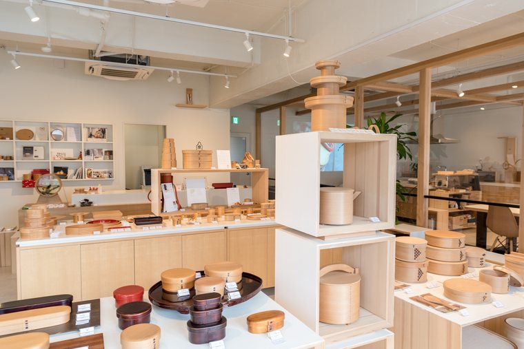 伝統工芸品大館曲げわっぱの「柴田慶信商店」