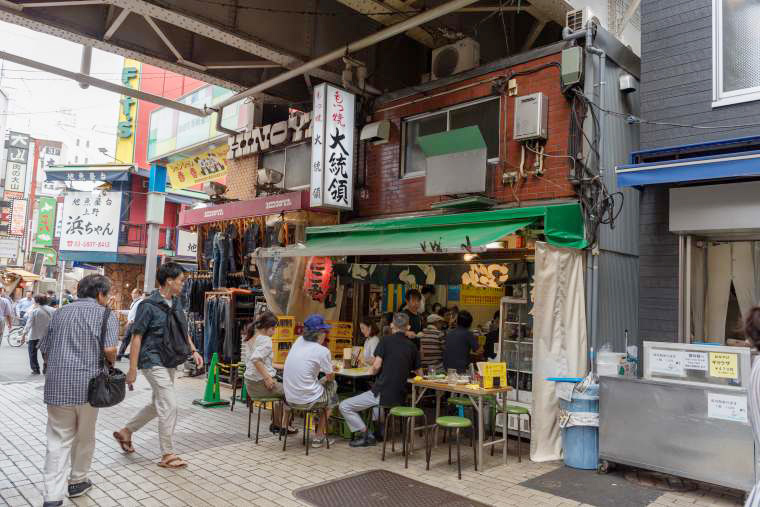 上野　アメ横　居酒屋「もつ焼大統領」