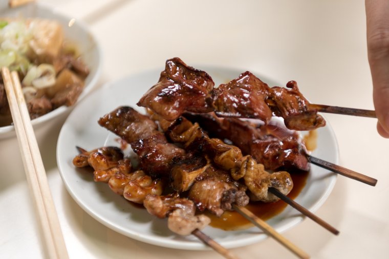 上野　アメ横　居酒屋「もつ焼き 大統領」