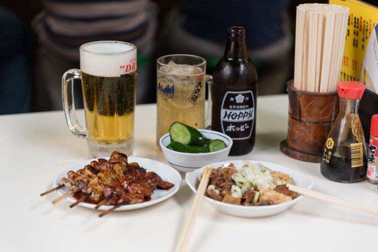 上野　アメ横　居酒屋「もつ焼き 大統領」