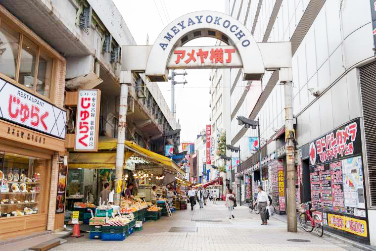 上野　アメ横通り　グルメ