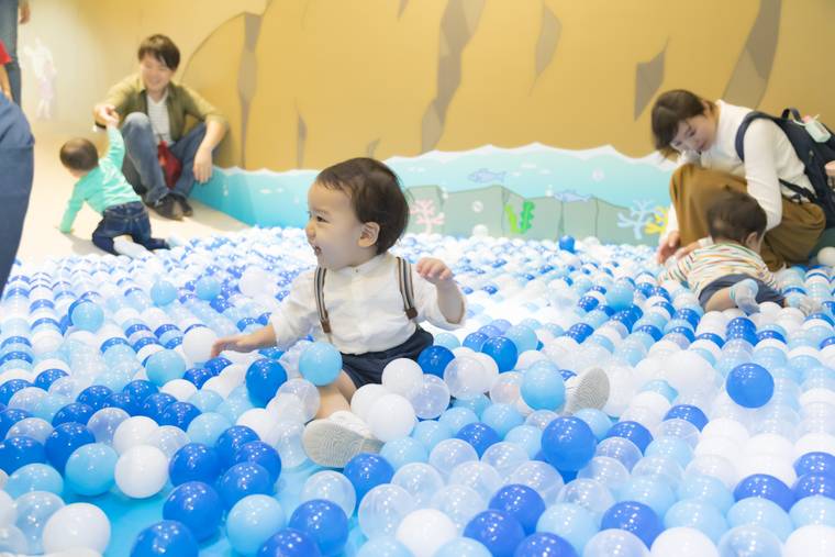 アンパンマンミュージアム　「わんぱくアイランド」　ボールプール