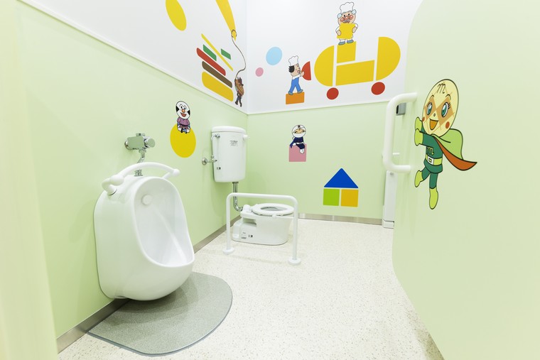 アンパンマンミュージアム　ファミリーステーション　トイレ