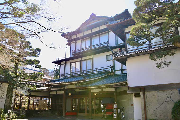 新井旅館　外観