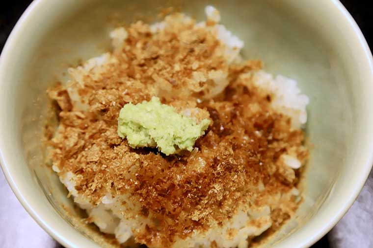 新井旅館「特選懐石コース」のわさび飯