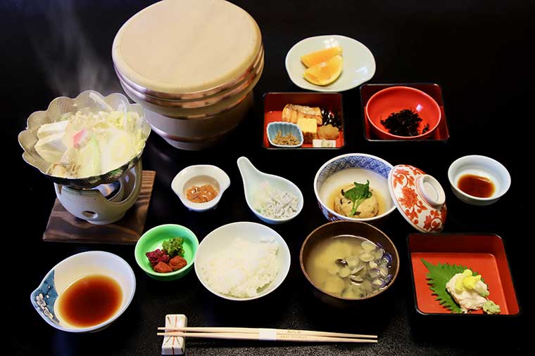 新井旅館　朝食