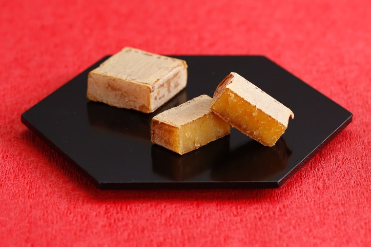 満願堂「うす皮芋きん」