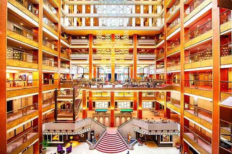 鬼怒川温泉あさや 吹き抜け