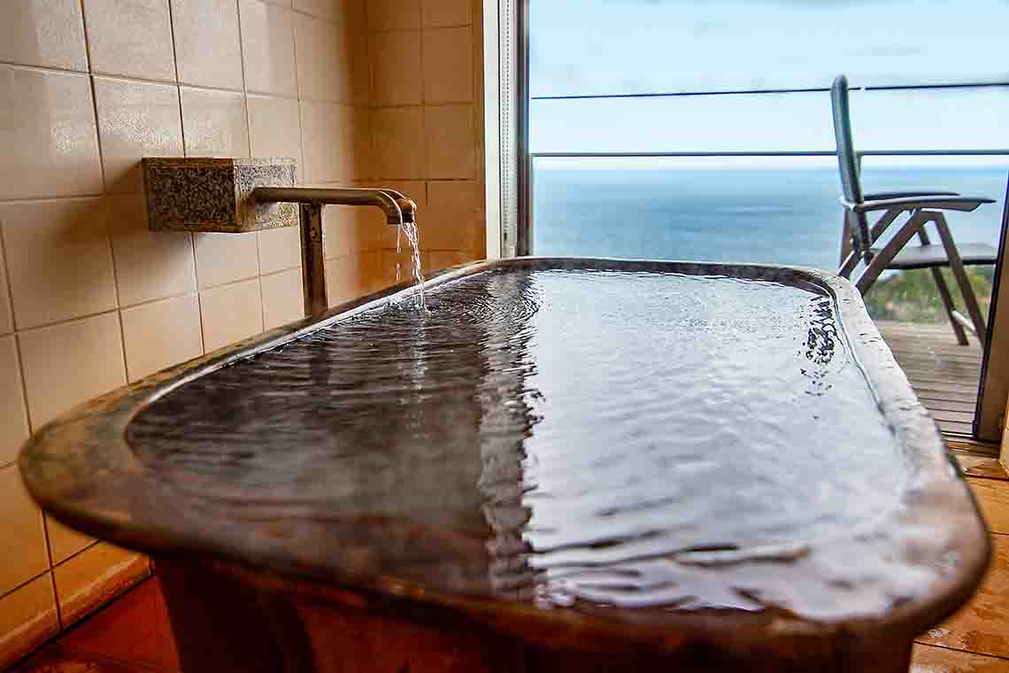 熱海倶楽部迎賓館 客室露天風呂