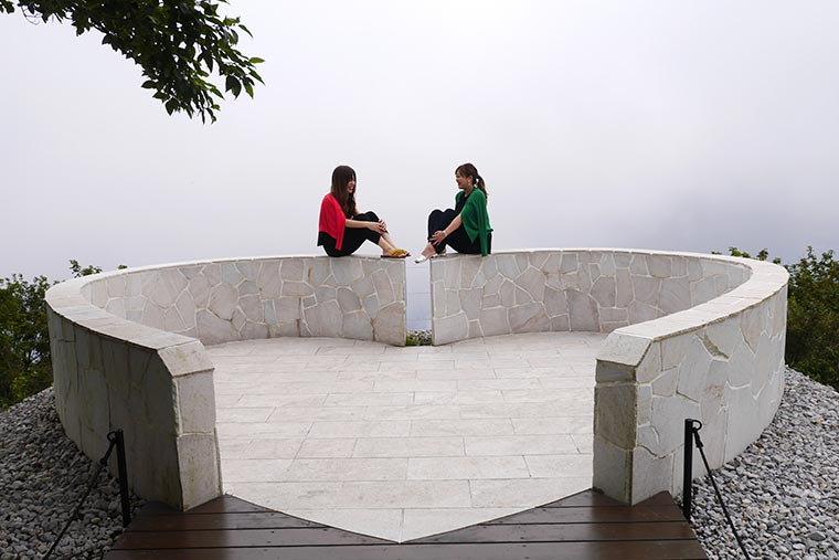 びわ湖テラス 湖空の鐘