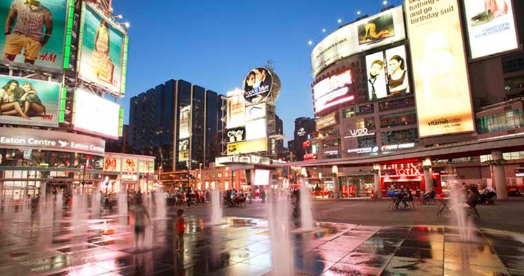 トロント・イートンセンター