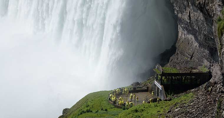 journey-behind-the-falls