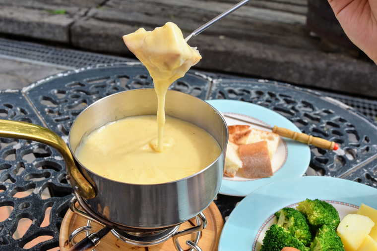 ハイジの村 レストラン ボルケーノ ハイジの好きなチーズフォンデュ