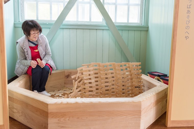 秋田県由利本荘市「鳥海山 木のおもちゃ美術館」