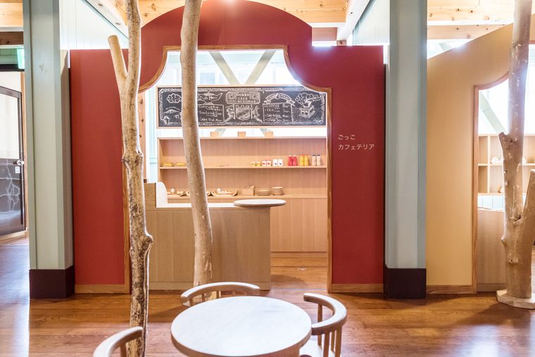 秋田県由利本荘市「鳥海山 木のおもちゃ美術館」