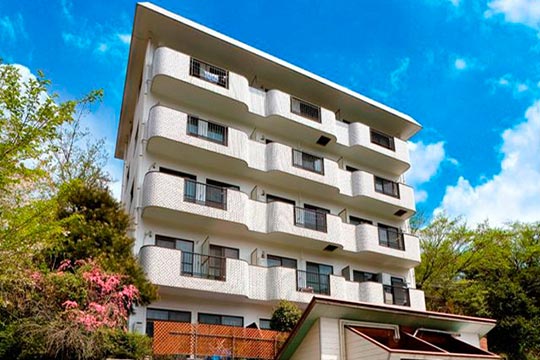 貸切温泉付コンドミニアムホテル ガーランドコート宇佐美