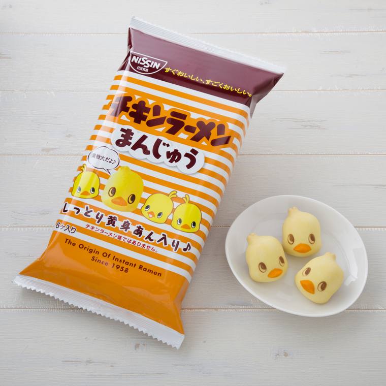 お土産 「チキンラーメンまんじゅう」