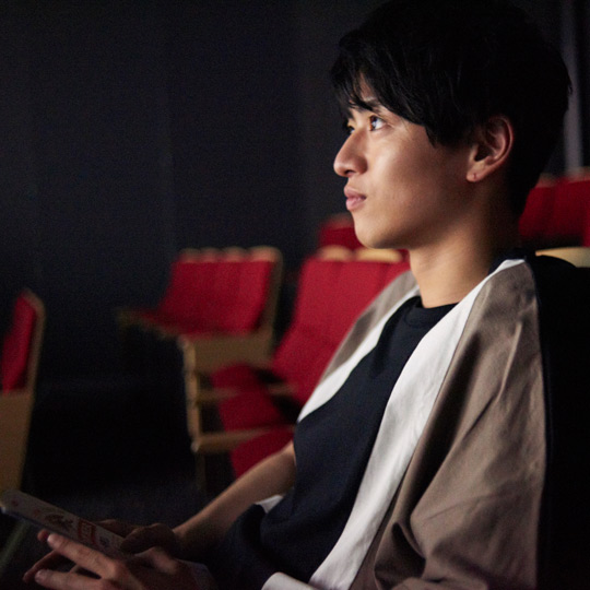 シアターで真剣にビールの製造工程を学ぶ