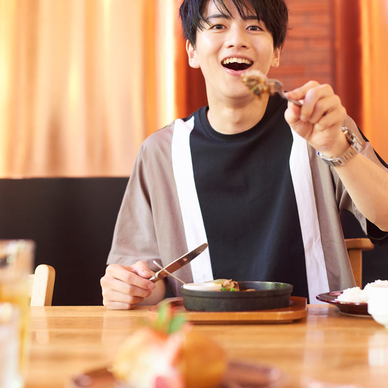 ひと口食べる？あーん