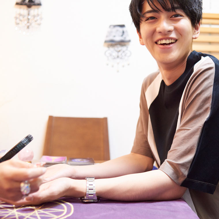 鑑定結果に喜ぶ飯島さん