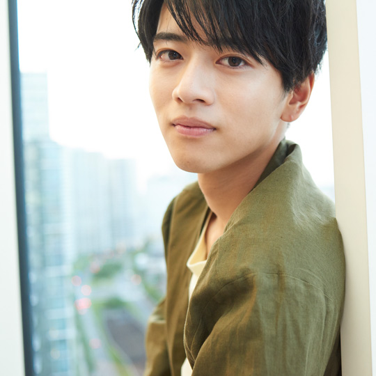 飯島寛騎さんプロフィール