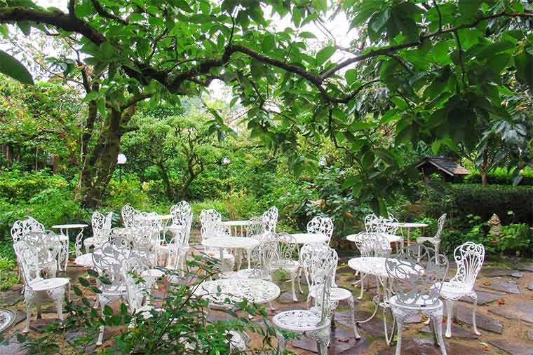 松屋  維新の庵の庭園