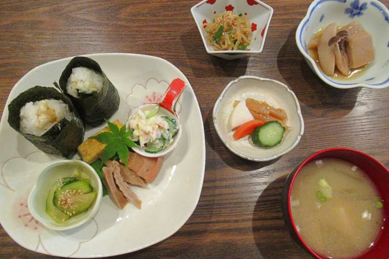 山菜天むす定食